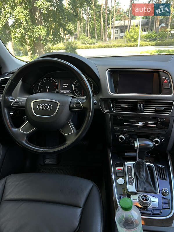 Внедорожник / Кроссовер Audi Q5 2014 в Киеве