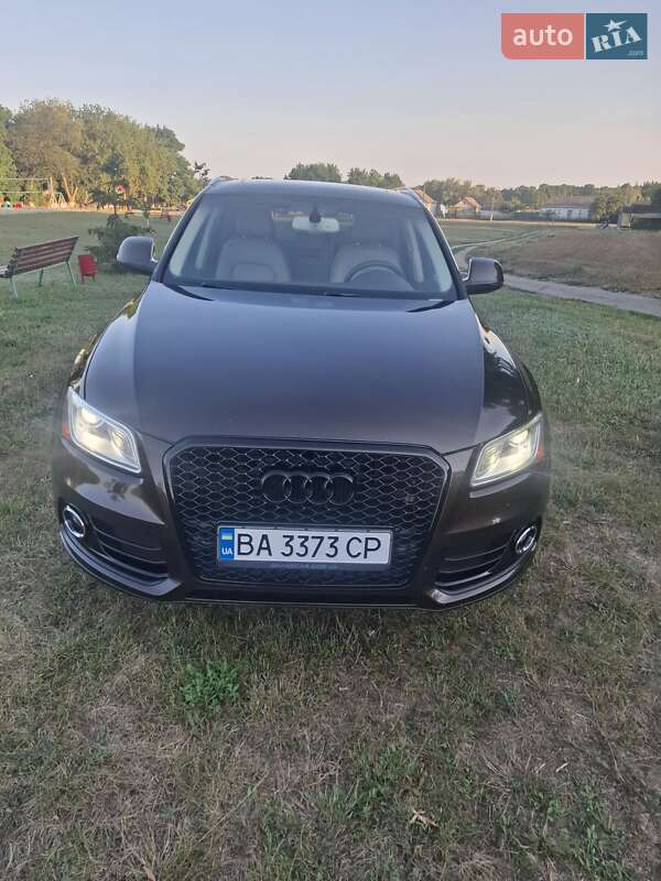Внедорожник / Кроссовер Audi Q5 2014 в Кропивницком