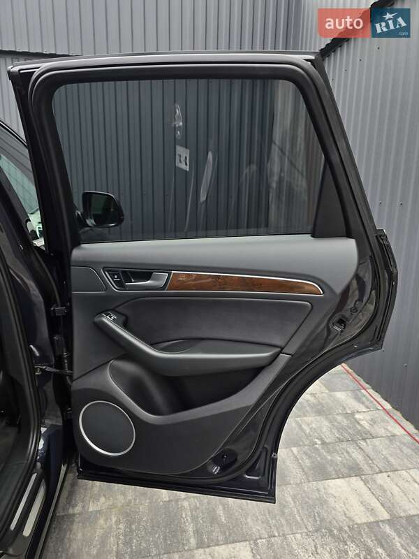 Внедорожник / Кроссовер Audi Q5 2014 в Луцке