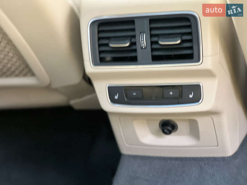 Внедорожник / Кроссовер Audi Q5 2017 в Ровно