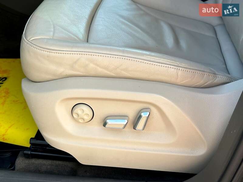 Позашляховик / Кросовер Audi Q5 2017 в Києві