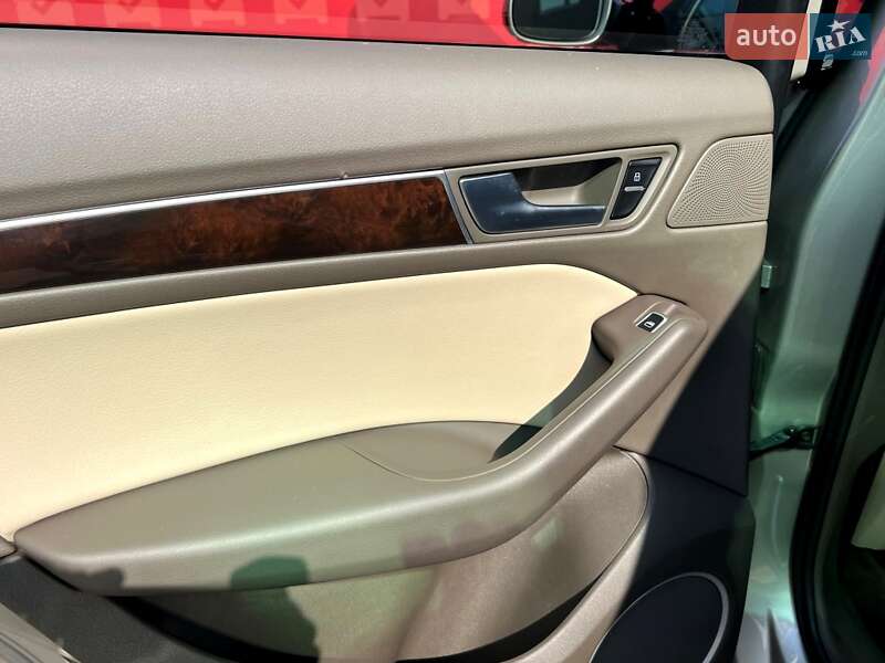 Внедорожник / Кроссовер Audi Q5 2017 в Киеве