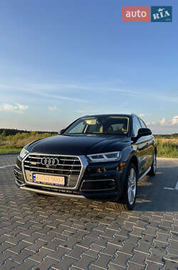 Позашляховик / Кросовер Audi Q5 2018 в Луцьку