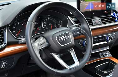 Внедорожник / Кроссовер Audi Q5 2022 в 