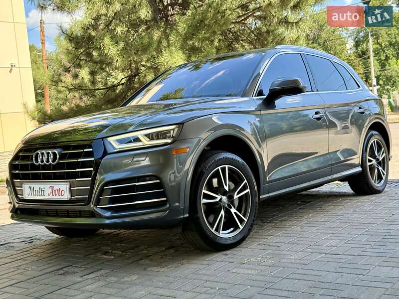 Внедорожник / Кроссовер Audi Q5 2020 в Днепре