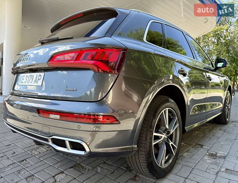 Внедорожник / Кроссовер Audi Q5 2020 в Днепре