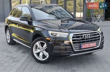 Внедорожник / Кроссовер Audi Q5 2017 в 