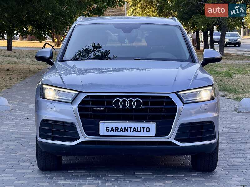 Позашляховик / Кросовер Audi Q5 2017 в Одесі