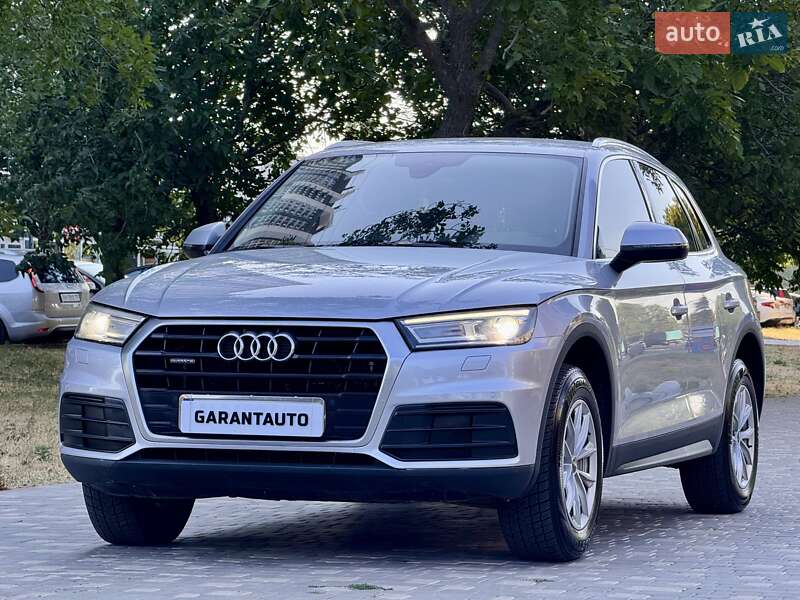 Позашляховик / Кросовер Audi Q5 2017 в Одесі