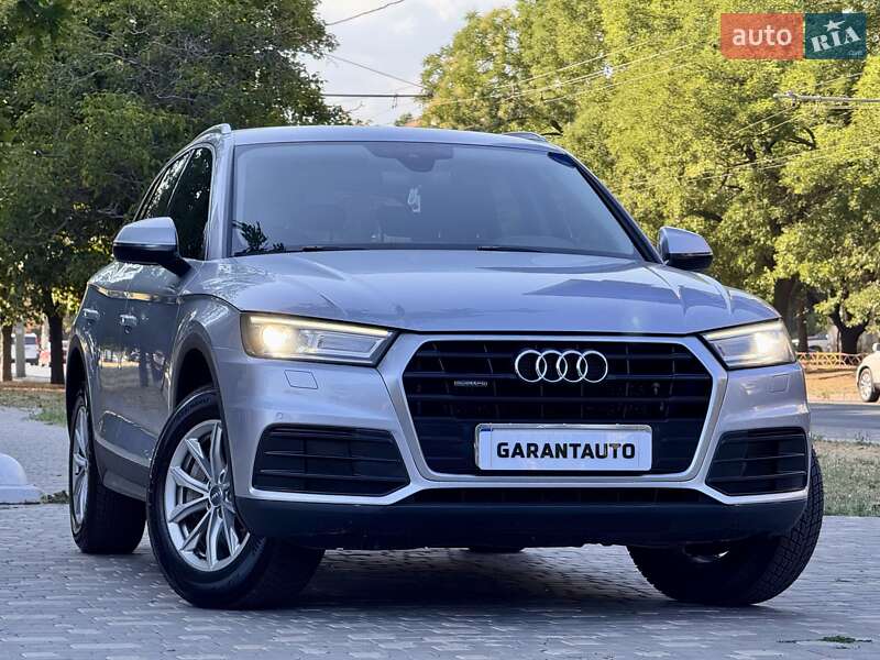 Позашляховик / Кросовер Audi Q5 2017 в Одесі