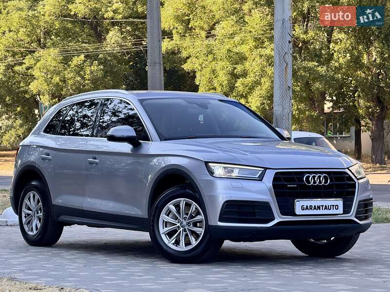 Позашляховик / Кросовер Audi Q5 2017 в Одесі