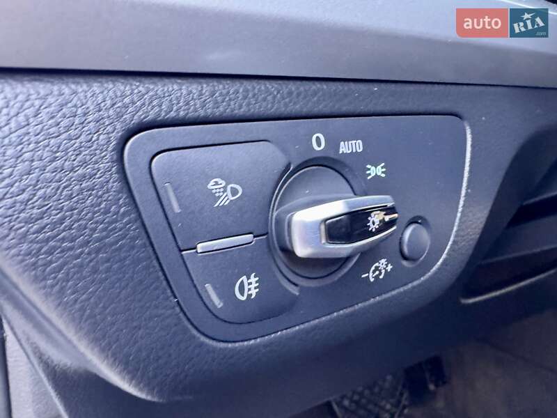 Позашляховик / Кросовер Audi Q5 2017 в Одесі