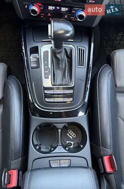 Внедорожник / Кроссовер Audi Q5 2016 в 