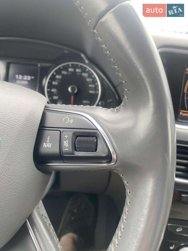 Внедорожник / Кроссовер Audi Q5 2014 в Нововолынске