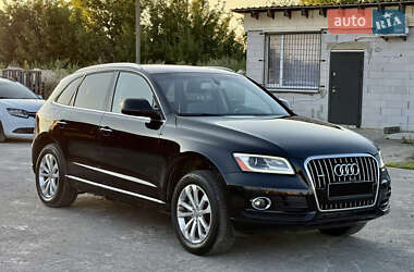 Внедорожник / Кроссовер Audi Q5 2015 в 