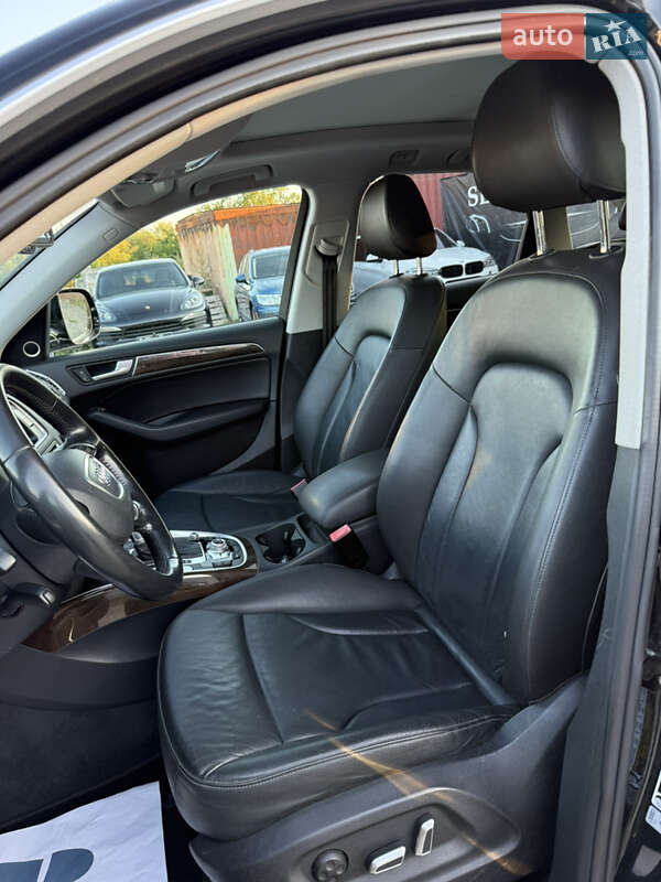 Внедорожник / Кроссовер Audi Q5 2015 в Ровно