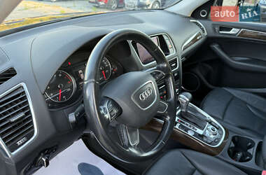 Внедорожник / Кроссовер Audi Q5 2015 в 