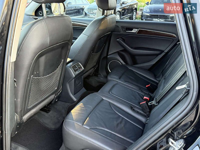 Внедорожник / Кроссовер Audi Q5 2015 в Ровно