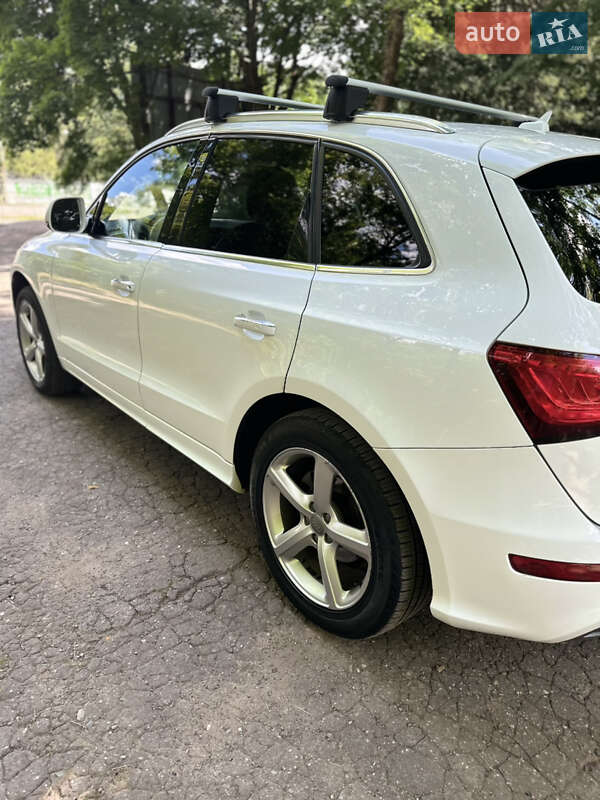 Внедорожник / Кроссовер Audi Q5 2016 в Львове