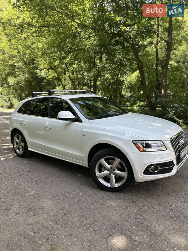Внедорожник / Кроссовер Audi Q5 2016 в Львове