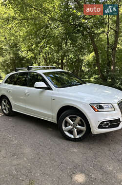 Позашляховик / Кросовер Audi Q5 2016 в 