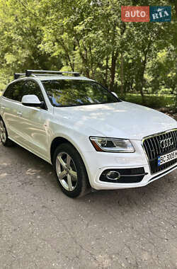 Позашляховик / Кросовер Audi Q5 2016 в 