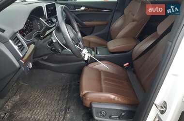 Внедорожник / Кроссовер Audi Q5 2019 в 
