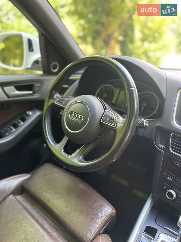 Внедорожник / Кроссовер Audi Q5 2016 в Львове