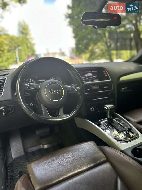 Внедорожник / Кроссовер Audi Q5 2016 в Львове