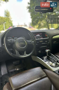 Позашляховик / Кросовер Audi Q5 2016 в 