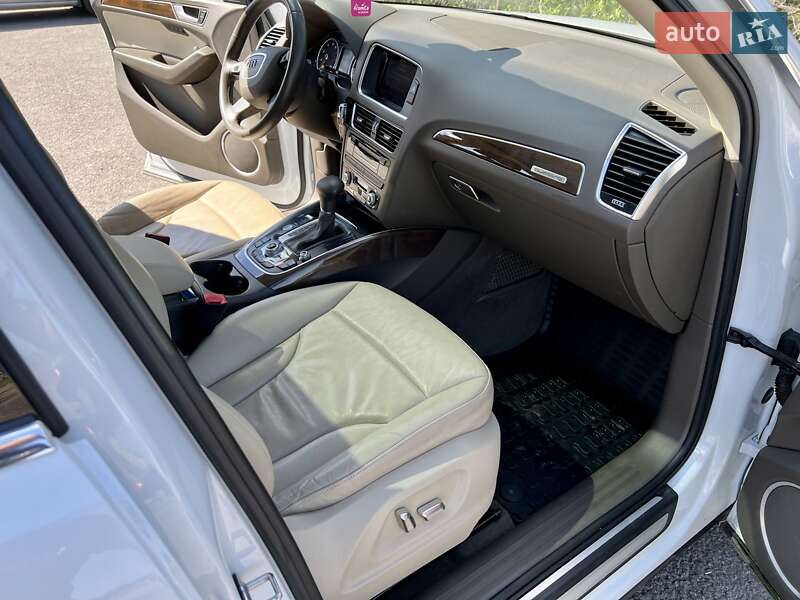 Внедорожник / Кроссовер Audi Q5 2014 в Чугуеве