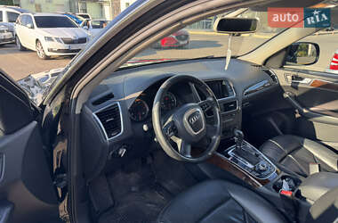 Внедорожник / Кроссовер Audi Q5 2010 в 
