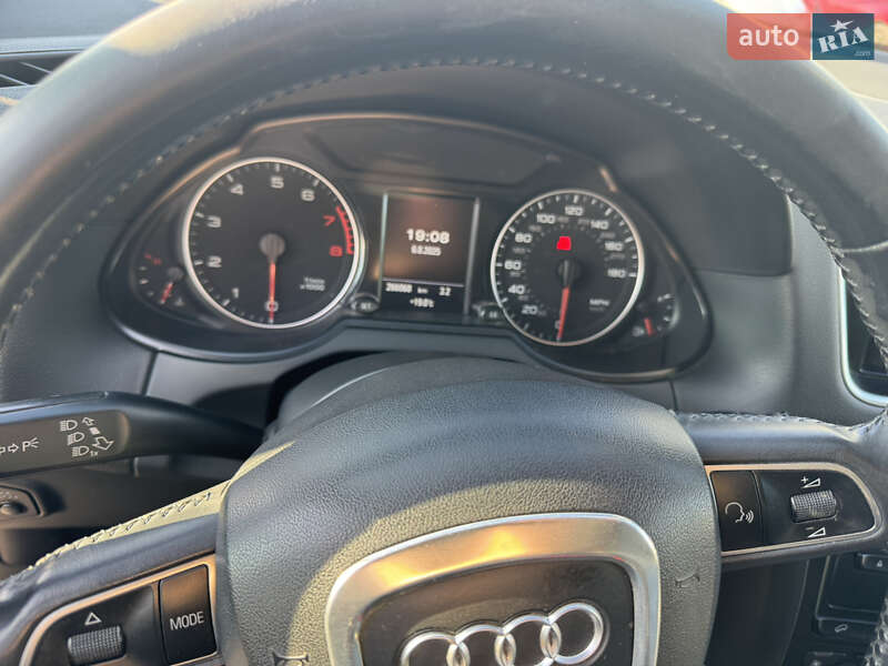 Позашляховик / Кросовер Audi Q5 2010 в Мукачевому
