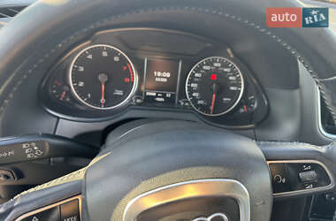 Внедорожник / Кроссовер Audi Q5 2010 в 