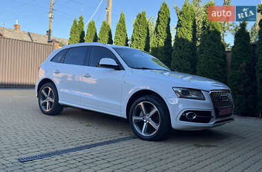 Внедорожник / Кроссовер Audi Q5 2016 в 