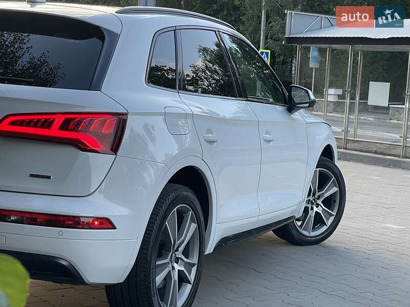 Внедорожник / Кроссовер Audi Q5 2019 в Белой Церкви