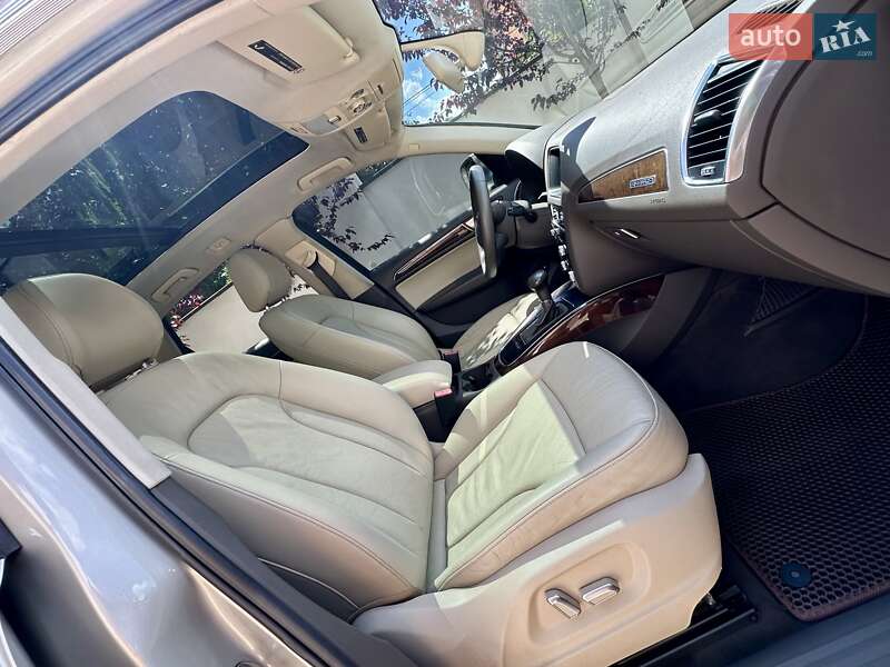 Внедорожник / Кроссовер Audi Q5 2015 в Виннице