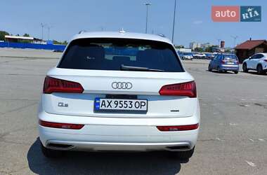Внедорожник / Кроссовер Audi Q5 2019 в 