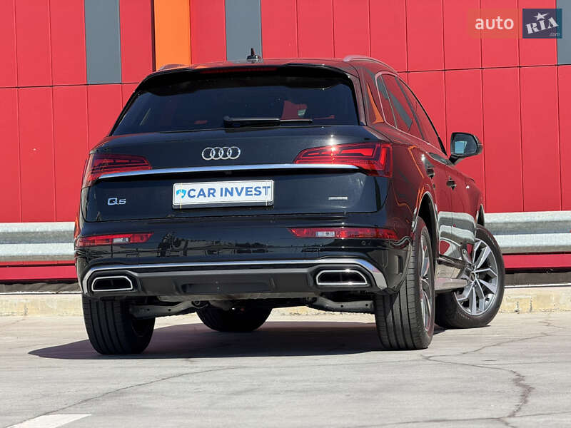 Внедорожник / Кроссовер Audi Q5 2024 в Киеве