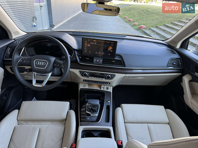 Внедорожник / Кроссовер Audi Q5 2024 в Киеве