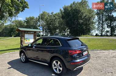 Внедорожник / Кроссовер Audi Q5 2020 в 