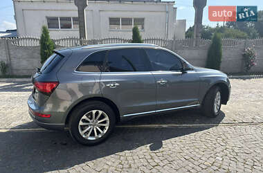 Внедорожник / Кроссовер Audi Q5 2012 в 