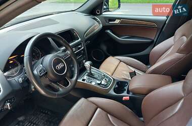Внедорожник / Кроссовер Audi Q5 2015 в 