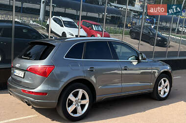 Внедорожник / Кроссовер Audi Q5 2012 в 