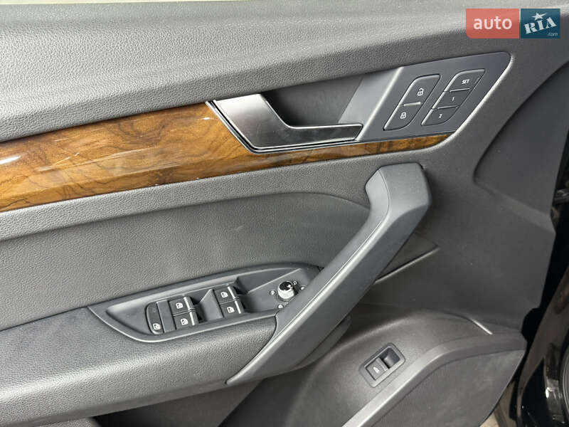 Внедорожник / Кроссовер Audi Q5 2018 в Одессе