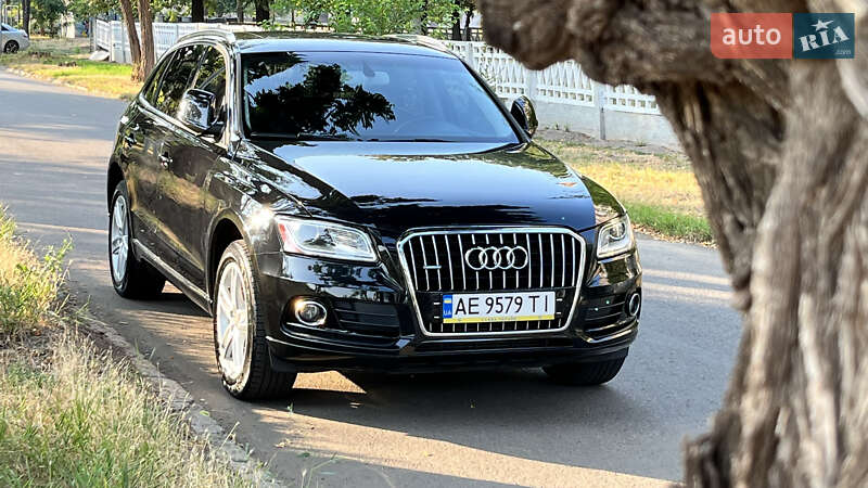 Внедорожник / Кроссовер Audi Q5 2012 в 