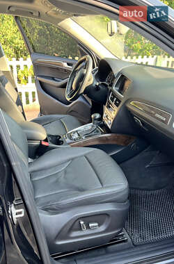 Внедорожник / Кроссовер Audi Q5 2012 в 