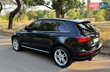 Внедорожник / Кроссовер Audi Q5 2012 в 