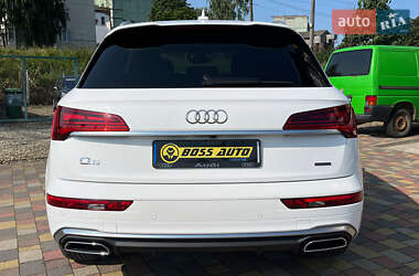 Внедорожник / Кроссовер Audi Q5 2022 в 