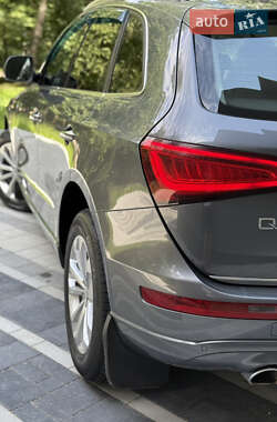 Внедорожник / Кроссовер Audi Q5 2016 в 